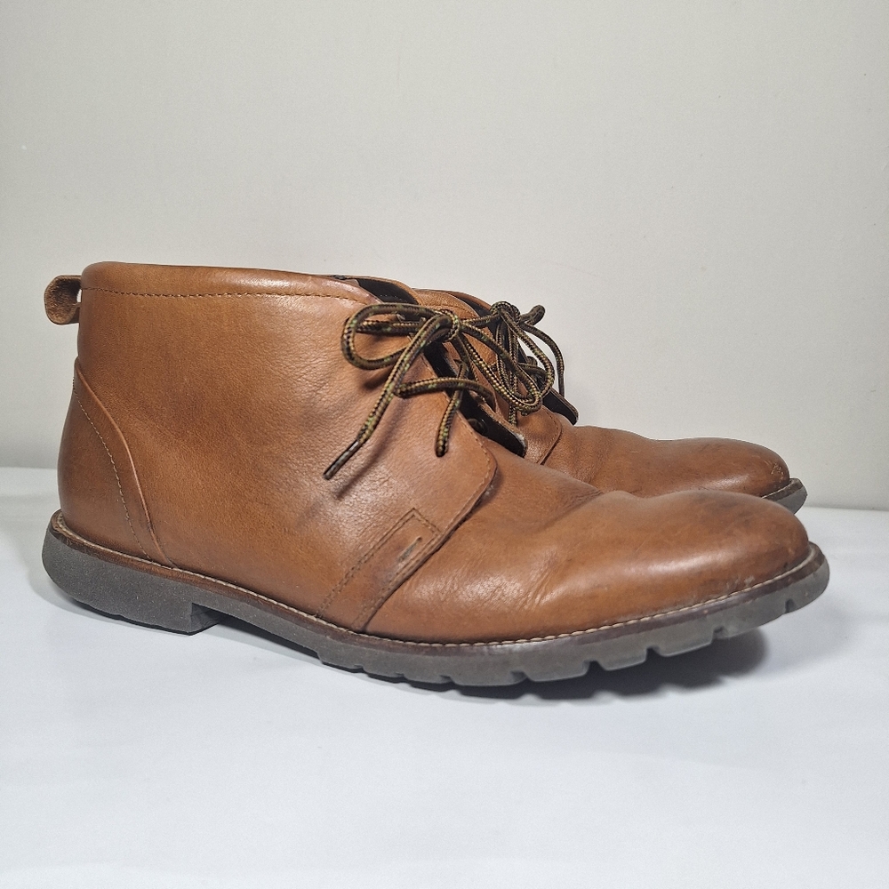 Rockport Men's Size 8.5 Charson Leather Chukka Boots Adiprene Tan